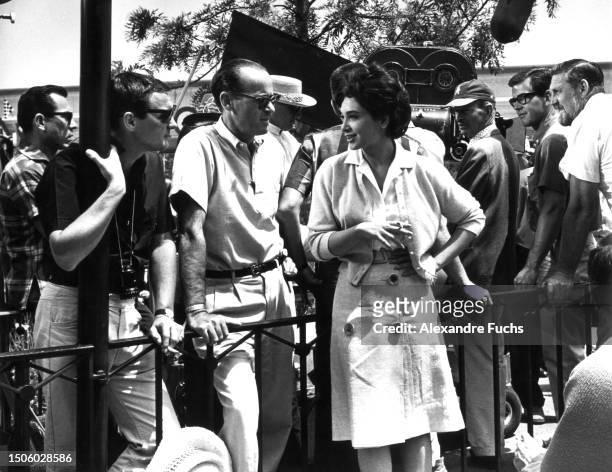 Actress Suzanne Pleshette talks to crew members at the set of the film '40 Pounds of Trouble', California 1962.