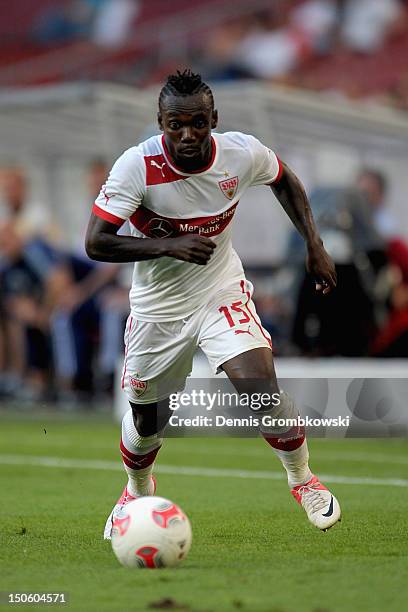 Arthur Boka of Stuttgart controls the ball during the UEFA Europa League Qualifying Play-Off match between VfB Stuttgart and FC Dynamo Moscow at...