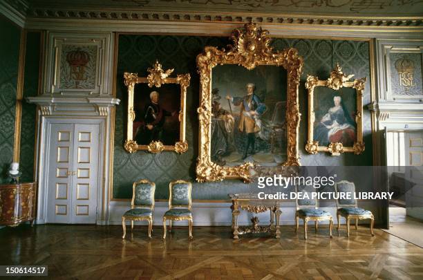 One room in Drottningholm Palace . Sweden, 17th century.