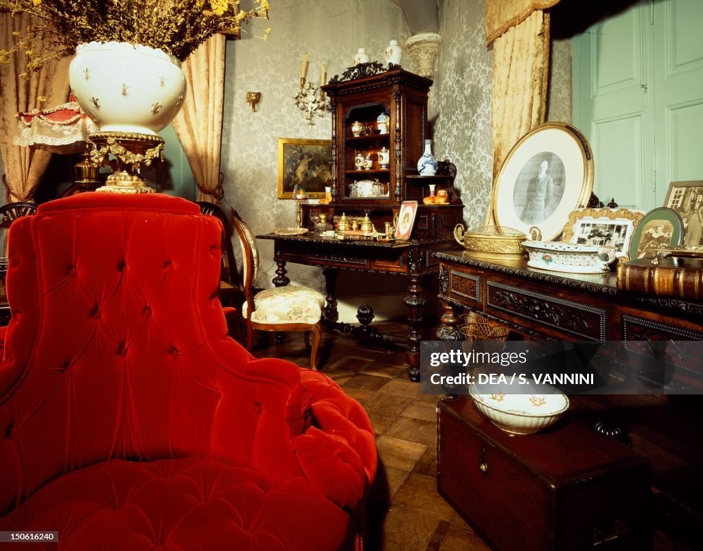 Room of royal family in Palacio Nacional da Pena