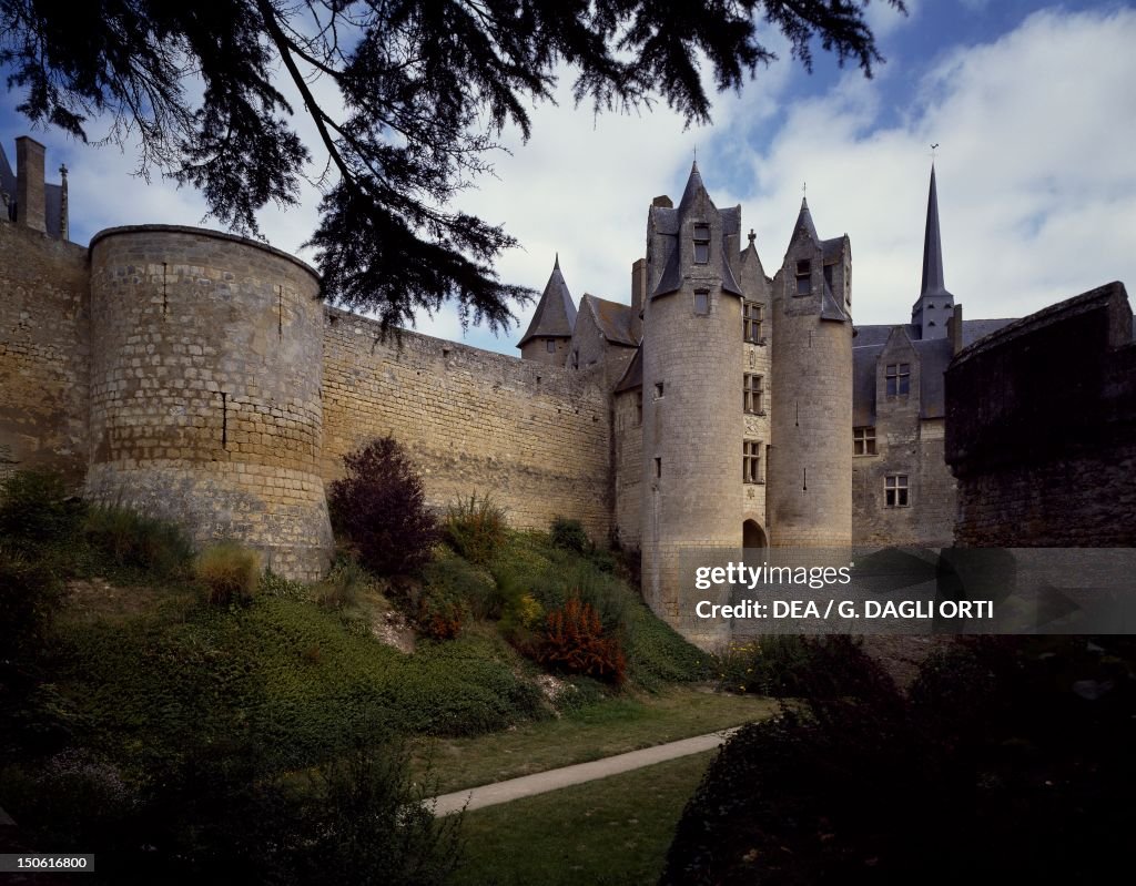 Chateau de Montreuil-Bellay