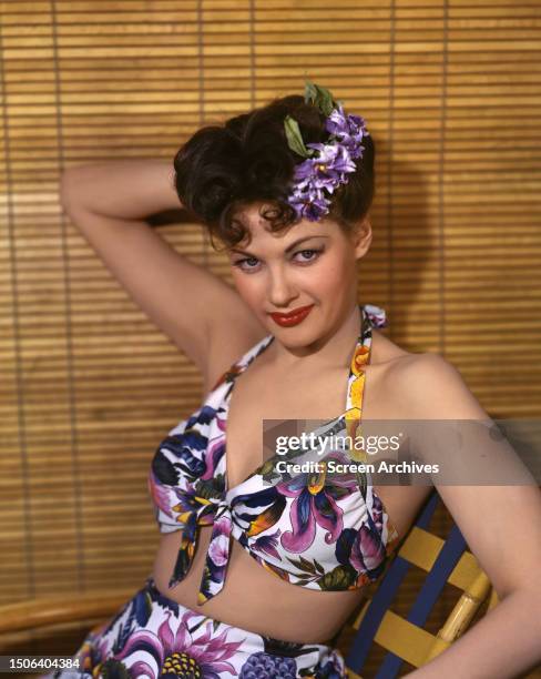 Canadian-American actress, dancer and singer Yvonne De Carlo wearing a bikini, circa 1947.