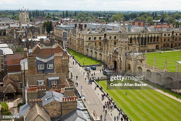 elevated view of the skyline of cambridge - cambridge inghilterra foto e immagini stock