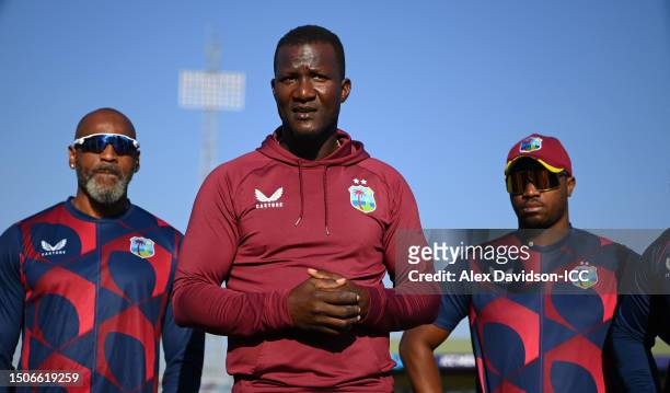 Daren Sammy, Head Coach of West Indies interacts with their side in the huddle ahead of the ICC Men's Cricket World Cup Qualifier Zimbabwe 2023 Super...