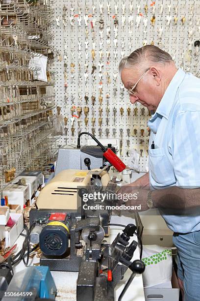 Key Maker Photos and Premium High Res Pictures - Getty Images