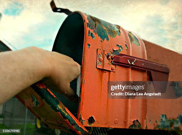 Mailbox Ripped Out Broken Mailboxes Photos and Premium High Res Pictures - Getty Images