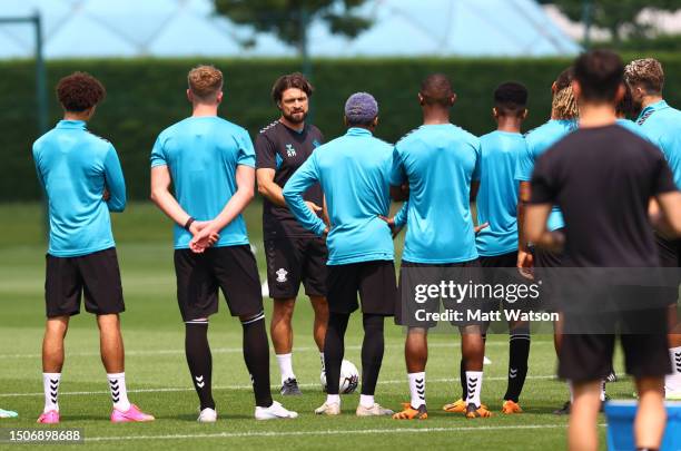 Southampton manager Russell Martin speaks to his players during a Southampton FC pre-season training session at the Staplewood Campus on June 29,...