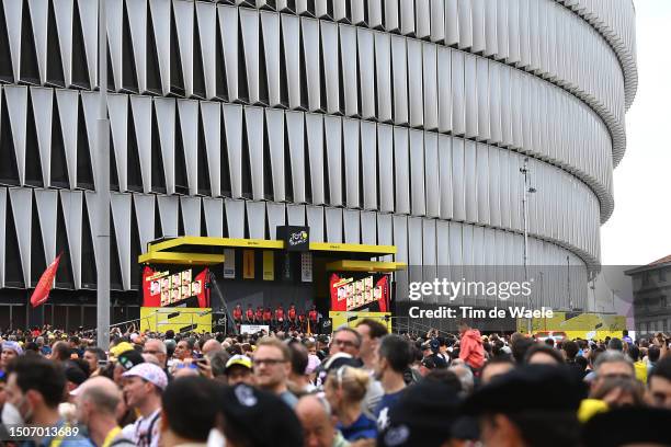 General view of Egan Bernal of Colombia, Jonathan Castroviejo of Spain, Omar Fraile of Spain, Michal Kwiatkowski of Poland, Daniel Martinez of...