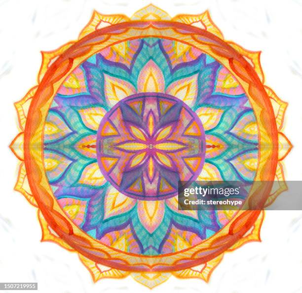 ilustraciones, imágenes clip art, dibujos animados e iconos de stock de mandala de acuarela - geometría sagrada