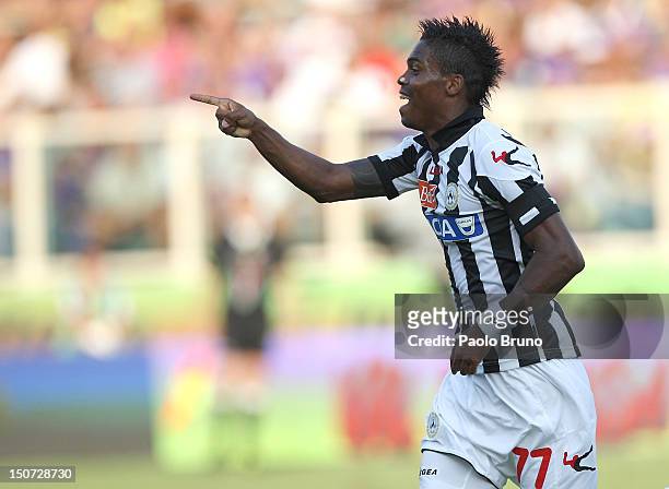 Maicosuel of Udinese Calcio celebrates after scoring the opening goal during the Serie A match between ACF Fiorentina and Udinese Calcio at Stadio...