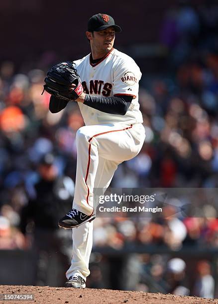 Clay Hensley of the San Francisco Giants pitches against the Atlanta Braves during the game at AT&T Park on Saturday, August 25, 2012 in San...