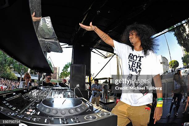 Munch Chicago Rapper Ravij Photos and Premium High Res Pictures - Getty Images