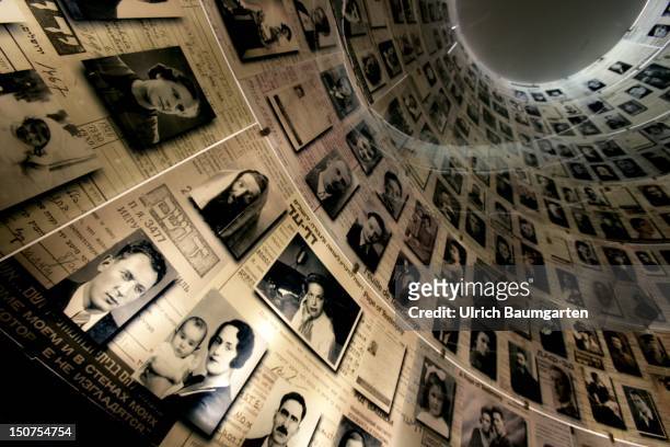 Holocaust memorial Yad Vashem, Our picture shows the hall of names.