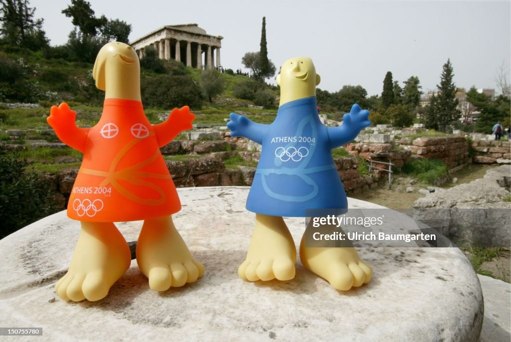 The official mascot ( Athena and Phevos ) of the 28th Olympic Games 2004 in Athens in the Agora, the centre of the classical Athens.