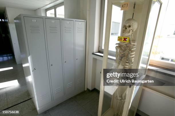 Police Skeleton 31 Skeleton Cupboard Stock Photos, High-Res Pictures, and Images ...