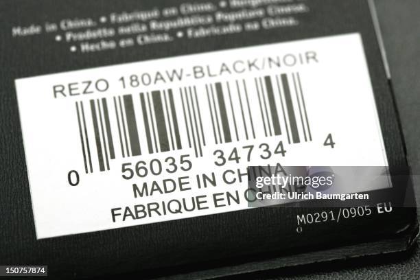 Label with barcode and writing Made in China.