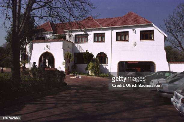 Residential building of Nelson MANDELA in Houghton / Johannisburg.