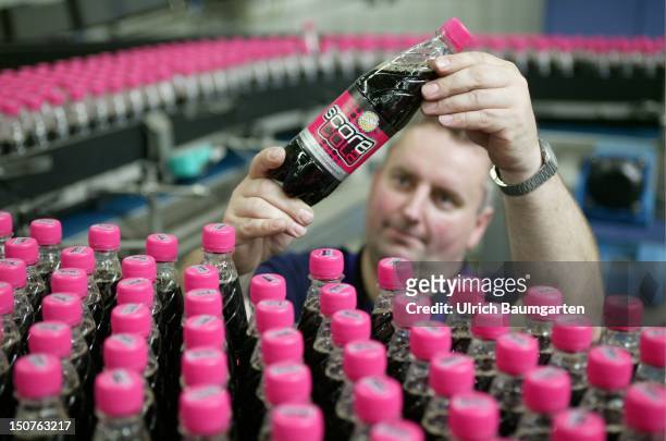 Production of Score Cola, a softdrink, low in calories, of the Lichtenauer Mineralbrunnen GmbH.