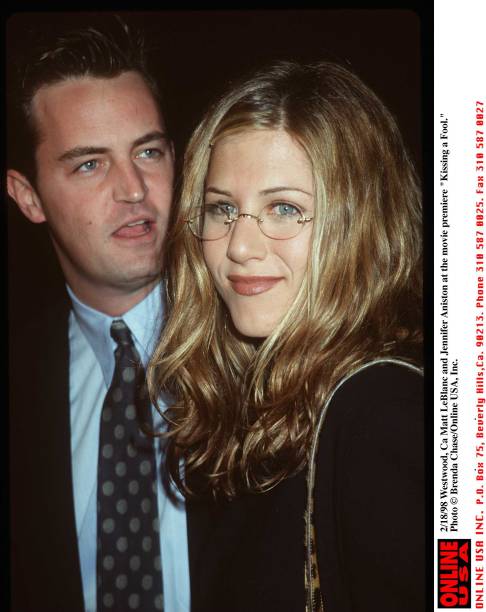 Westwood, Ca Matthew Perry and Jennifer Aniston at the movie premiere of "Kissing a Fool."