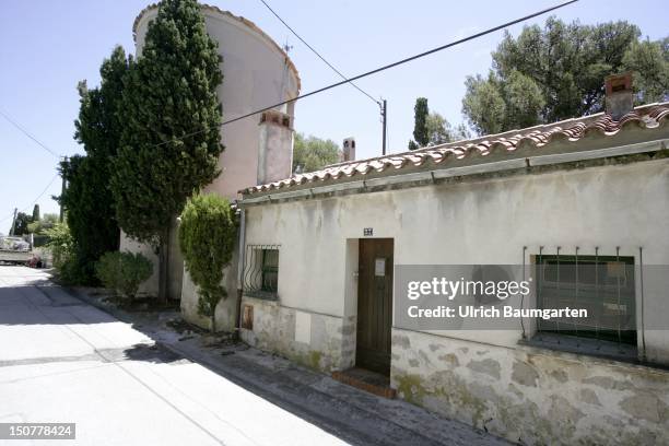 Le Moulin Gris was after 1933 the place of refuge of Alma MAHLER and Franz WERFEL in Sanary-sur-Mer at the Southern French Riviera, Sanary was the...