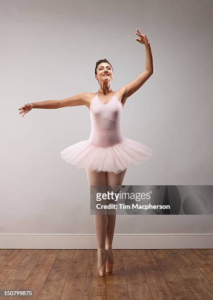 portrait of a ballet dancer - ballerina ballerino stock-fotos und bilder