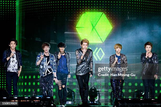 Tao, Chen, Luhan, Kris, Xiumin and Lay of boy band EXO-M perform onstage during the KBS Korea-China Music Festival on August 25, 2012 in Yeosu, South...