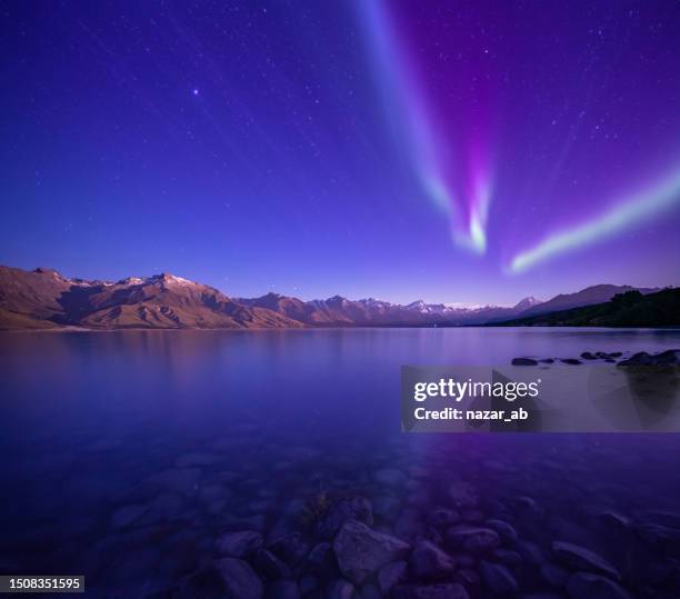 northern lights mt cook national park, nouvelle-zélande. - aurore polaire photos et images de collection