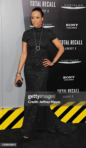 Aisha Tyler arrives at the Los Angeles Premiere of 'Total Recall' at Grauman's Chinese Theatre on August 1, 2012 in Hollywood, California.