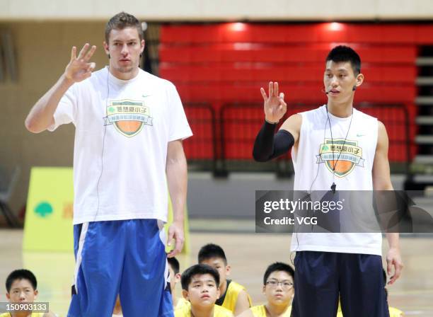 David Li Nba 36,877 David Lee Photos Stock Photos, High-Res Pictures, and Images ...