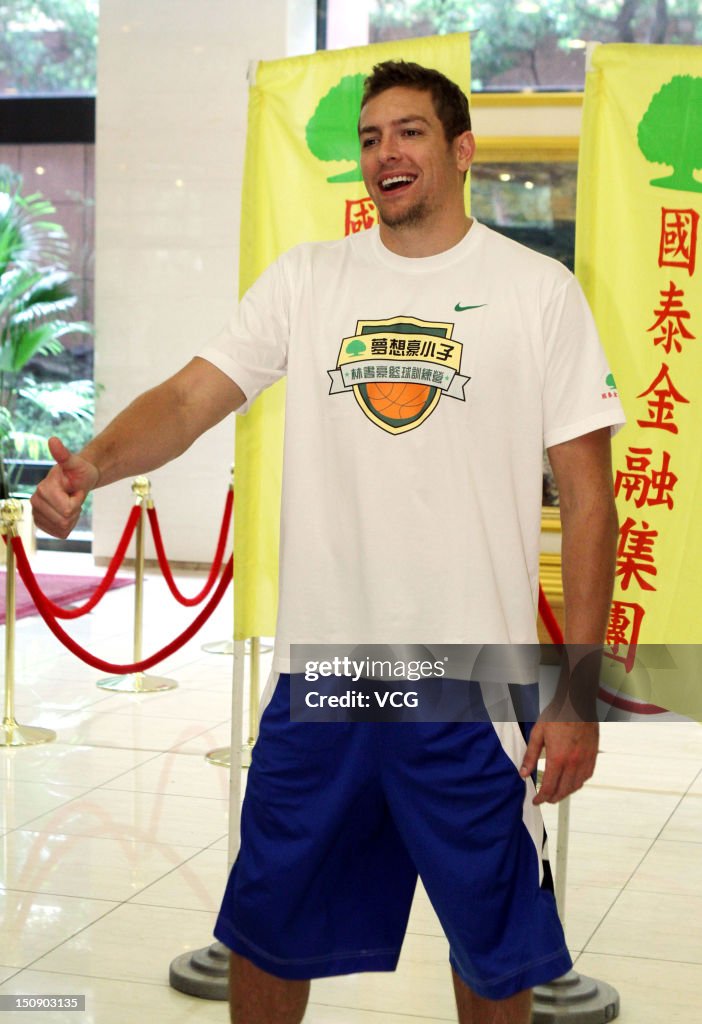 David Li Nba NBA player David Lee of the Golden State Warriors plays basketball ...