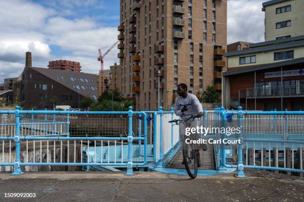 River Roding Photos and Premium High Res Pictures - Getty Images