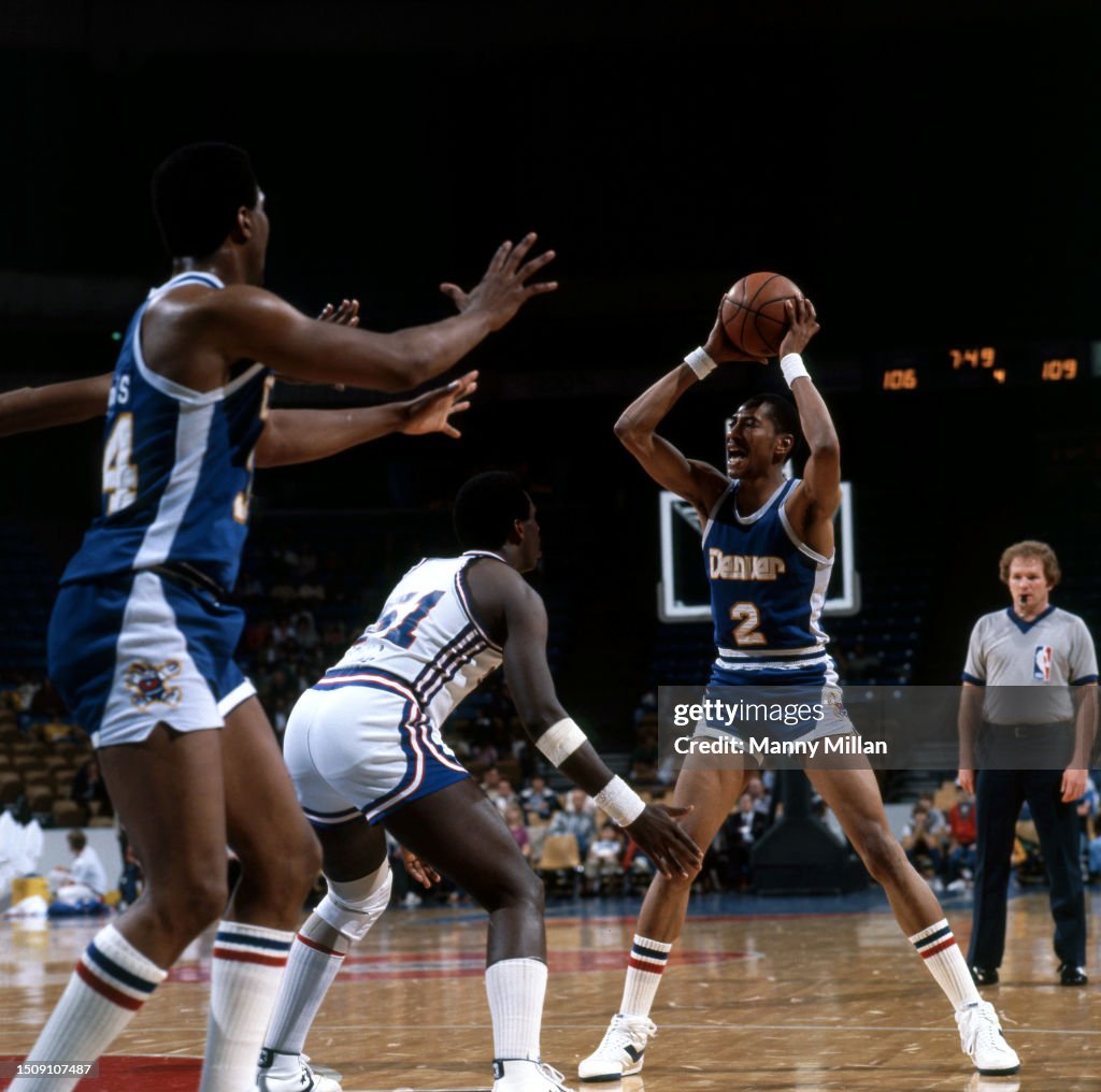 Denver Nuggets Alex English in action, passes vs Kansas City Kings ...