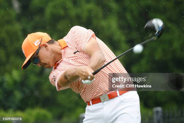 Rickie Fowler of the United States plays his shot from the seventh tee during the final round of the Rocket Mortgage Classic at Detroit Golf Club on...