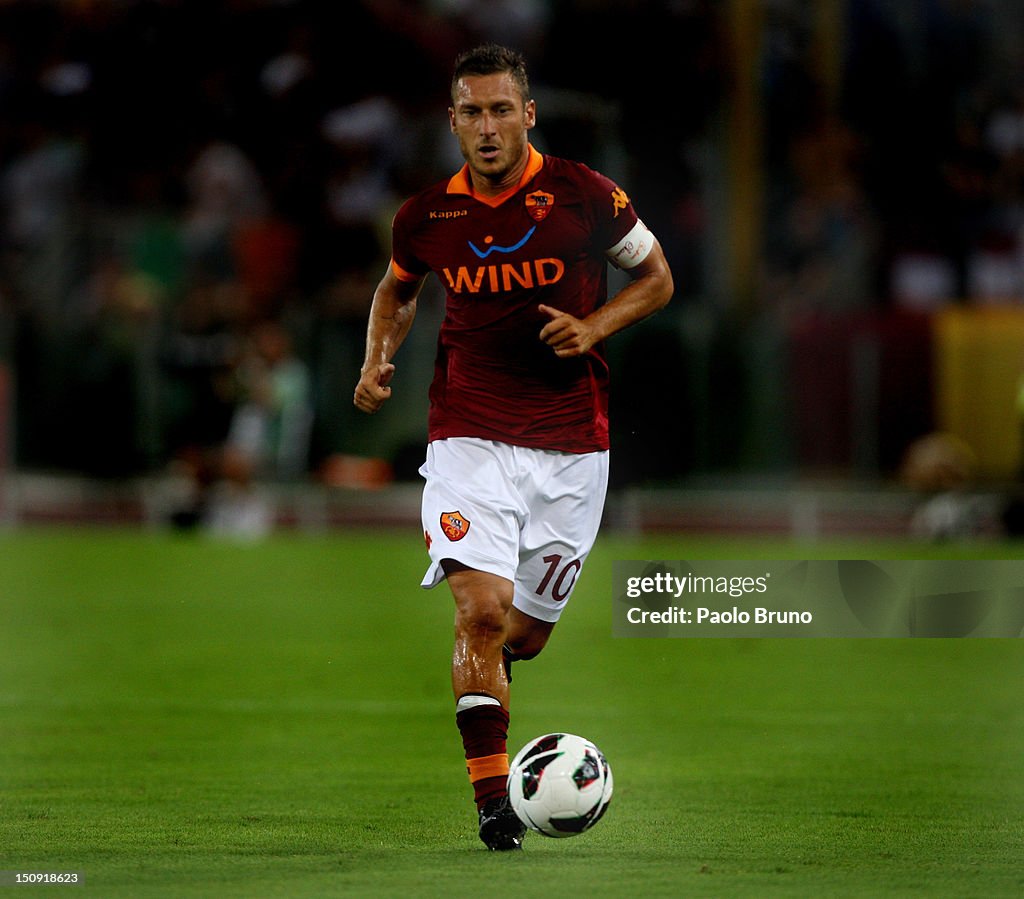 As Roma Totti Francesco Totti of AS Roma in action during the Serie A match between ...