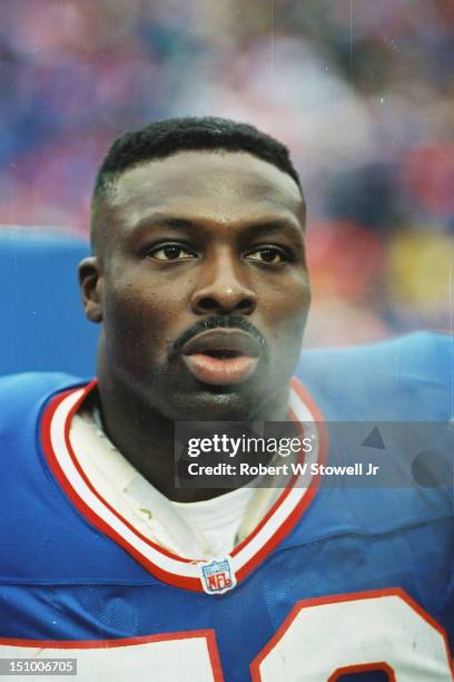 Buffalo Bills Bruce Smith takes a break during NFL game at Rich Stadium, 1994 Buffalo NY.