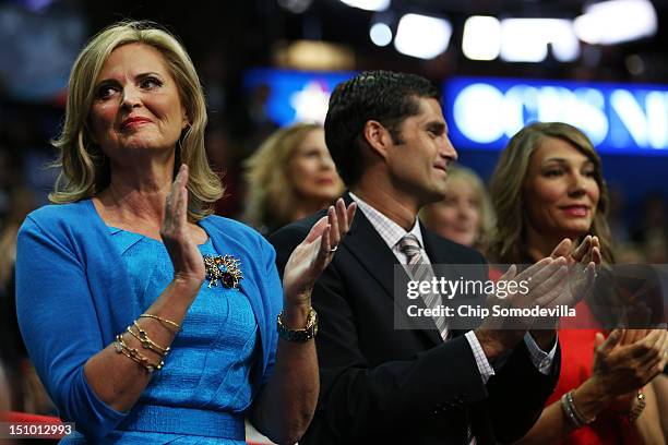 Jennifer Romney 51 Jen Romney Photos & High Res Pictures - Getty Images