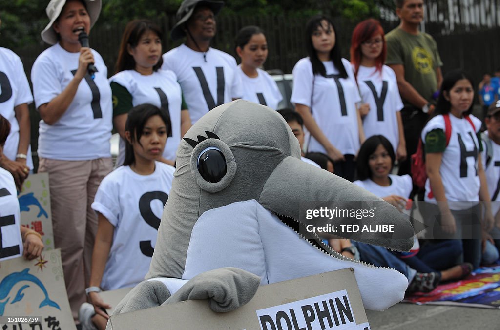 PHILIPPINES-JAPAN-ENVIRONMENT-ANIMAL-DOLPHIN