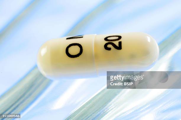 Capsules Of Omeprazole Gastroresistantes Dosed At 20 Mg Generic Drug. Omeprazole Is A Proton Pump Inhibitor, That Notably Regulates The Gastric...