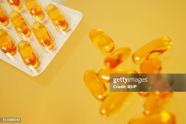 Capsules Of Maxepa. It Is A Specialty Based Of Oil Extract From Fish Mince. This Oil Is Rich In Polyunsaturated Fatty Acid Of The Series Omega 3 Of...