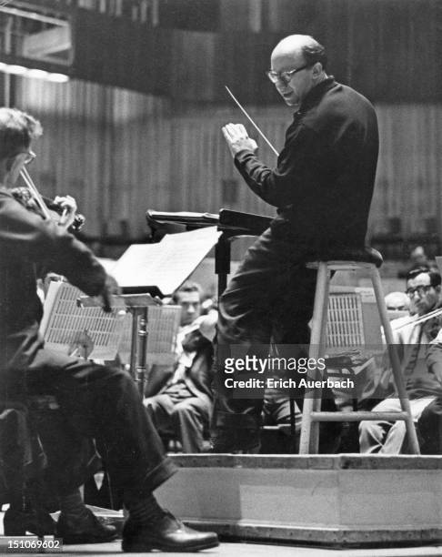 Russian conductor Gennady Rozhdestvensky leads the Leningrad Philharmonic Orchestra during the London premiere of Shostakovich's 'Cello Concerto' at...
