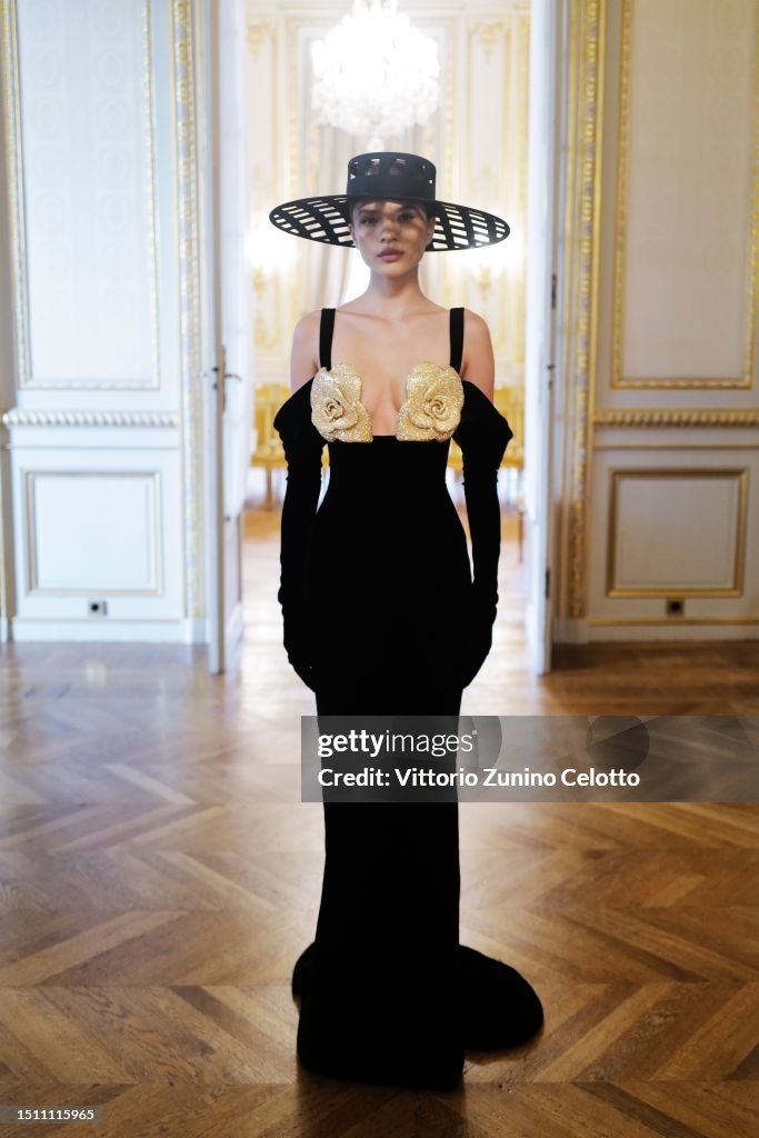 Tamara Ralph : Backstage - Paris Fashion Week - Haute Couture Fall/Winter 2023/2024