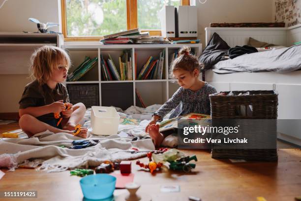 untidy house, children are playing in messy room. - estereótipo imagens e fotografias de stock