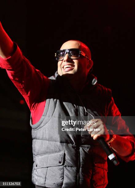 Elgetty Rapper 112 El Cata Stock Photos, High-Res Pictures, and Images - Getty Images