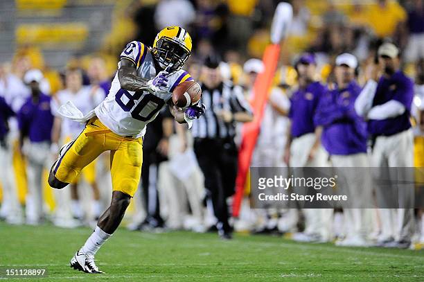 Jarvis Landry of the LSU Tigers makes a diving catch late in the game against the North Texas Mean Green at Tiger Stadium on September 1, 2012 in...
