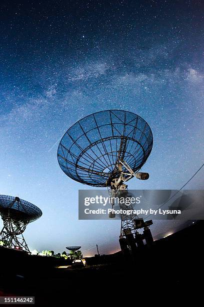 radio telescope - satellite dish stock pictures, royalty-free photos & images