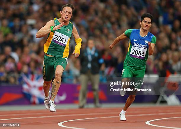 Yohansson Nascimento of Brazil and Simon Patmore of Australia compete in the Men's 200m - T46 Final to win gold on day 4 of the London 2012...