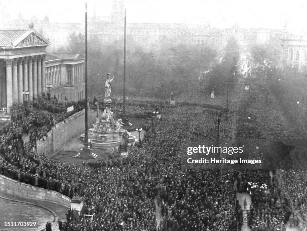 ''La Chute des Habsbourg; Proclamation de la Republique de l'Autriche allemande, devant le Palais du Parlement, a Vienne, le 12 novembre 1918', 1918....