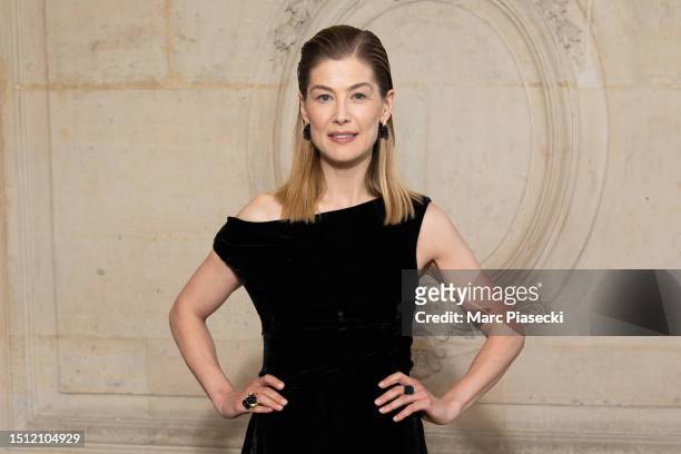Rosamund Pike attends the Christian Dior Haute Couture Fall/Winter 2023/2024 show as part of Paris Fashion Week on July 03, 2023 in Paris, France.