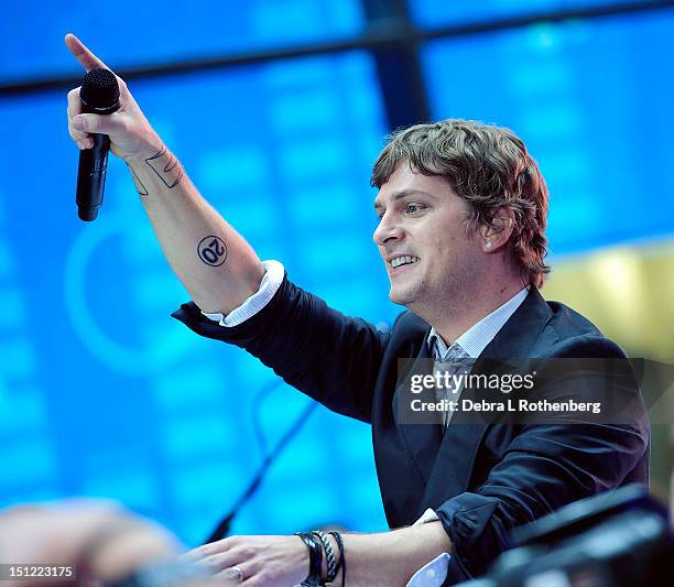 Singer Rob Thomas of Matchbox 20 performs on NBC's "Today" at Rockefeller Plaza on September 3, 2012 in New York City.