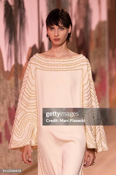 Christian Dior : Runway - Paris Fashion Week - Haute Couture Fall/Winter 2023/2024 Christian Dior : Runway - Paris Fashion Week - Haute Couture Fall/Winter 2023/2024
